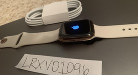 Mint
													Apple Watch Series 4 44mm - Unlocked, Gold, A1976 - Cellular, Stainless, photo 1 of 7