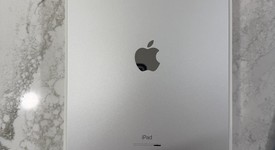 Mint
													Apple iPad 10th Gen - Wi-Fi, Silver, 64 GB, A2696, photo 4 of 7