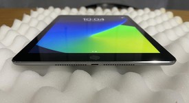 Good
													Apple iPad Air 2 - Wi-Fi, Gray, 64 GB, photo 4 of 7