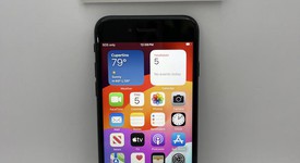 Mint
													Apple iPhone SE 3rd Gen 2022 - Unlocked, Midnight, 64 GB, A2595, photo 4 of 5