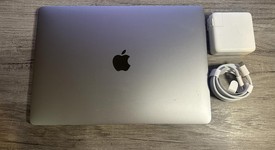 Good
													MacBook Pro 2019 - 13" - I5, Gray, 128 GB, 8 GB, photo 3 of 8