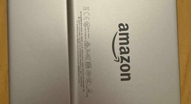 Mint
													Amazon Kindle Oasis 10th Gen - Gold, 32 GB, WiFi Only, photo 3 of 4