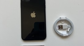 Mint
													Apple iPhone 11 - Unlocked, Black, 64 GB, A2111, photo 3 of 8