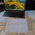 Good MacBook Air 2019 - 13 inch - 256 GB, Gold, 8 GB, Intel Core i5