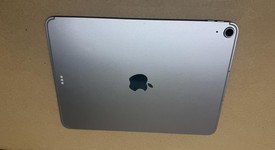 Mint
													Apple iPad Air 11" (M3) 2025 - Unlocked, Gray, 128 GB, A3267, photo 5 of 10