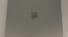 Good
													Apple iPad Pro 12.9" 6th Gen 2022 - Unlocked, Gray, 256 GB, photo 5 of 5