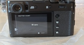 Mint
													Fuji X100V - Black, photo 4 of 5