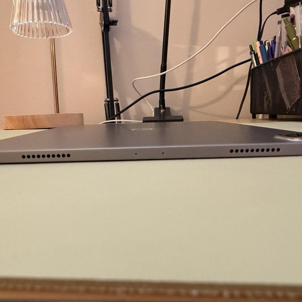 Apple iPad Pro 12.9 inch 6th Gen 2022 - Wi-Fi, 128 GB, Gray