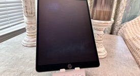 Good
													Apple iPad Air 3rd Gen - Unlocked, Silver, 64 GB, photo 3 of 4