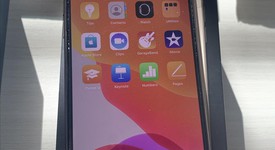 Mint
													Apple iPhone 11 Pro Max - Unlocked, Gold, 256 GB, A2161, photo 1 of 6