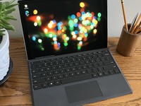 Microsoft Surface Pro 5 (2017)