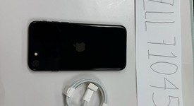 Mint
													Apple iPhone SE 3rd Gen 2022 - Unlocked, Midnight, 64 GB, A2595, photo 2 of 9