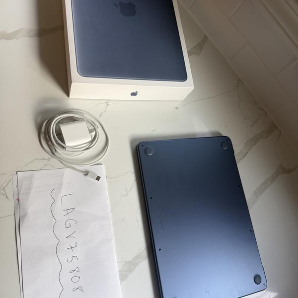 MacBook Neo 2026 - 256 GB, Indigo, 8 GB, Apple A18 Pro