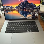 Mint MacBook Pro 2021 - 16 inch - 512 GB, Gray, 16 GB, Apple M1 Pro 10-core