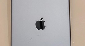 Good
													Apple iPad 6th Gen - Unlocked, Gray, 32 GB, A1954, photo 1 of 3
