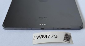 Mint
													Apple iPad Air 11" (M2) 2024 - Unlocked, Gray, 128 GB, A2903, photo 5 of 7