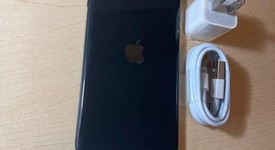 Good
													Apple iPhone SE 2nd Gen 2020 - Unlocked, Black, 128 GB, A2275, photo 4 of 9