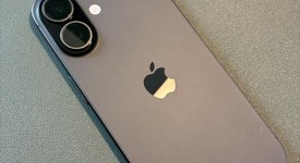 Good
													Apple iPhone 17 - Unlocked, Black, 256 GB, A3258, photo 5 of 7