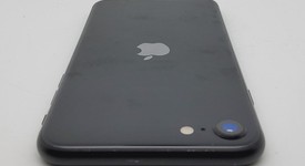 Good
													Apple iPhone SE 2nd Gen 2020 - Unlocked, Black, 64 GB, A2275, photo 2 of 5