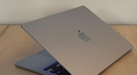 Mint
													MacBook Air 2025 (M4) - 13" - Apple M4, Sky Blue, 1 TB, 24 GB, photo 4 of 12