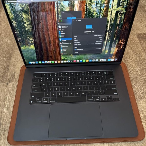 MacBook Air 2025 (M4) - 15 inch - 512 GB, Midnight, 24 GB, Apple M4
