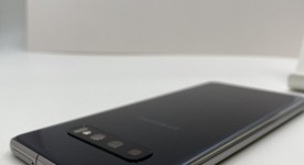 Mint
													Samsung Galaxy S10 Plus - Unlocked, Black, 128 GB, 8 GB, SM-G975U1, photo 5 of 5