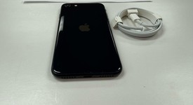 Mint
													Apple iPhone SE 3rd Gen 2022 - Unlocked, Midnight, 64 GB, A2595, photo 3 of 7