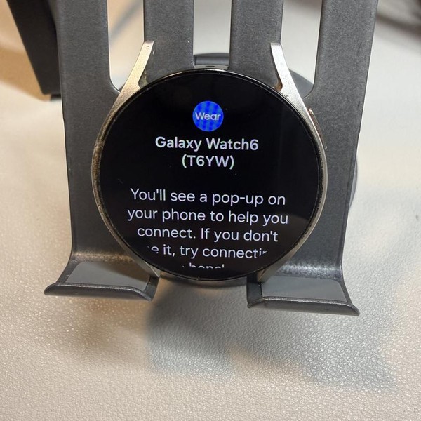 Samsung Galaxy Watch6 - Unlocked, Gold, 40mm