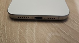 Good
													Apple iPhone 15 Pro Max - Unlocked, White, 256 GB, A2849, photo 5 of 7