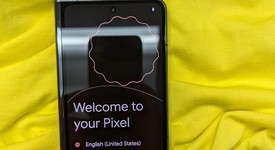 Mint
													Google Pixel Fold - Verizon, Obsidian, 256 GB, 12 GB, G9FPL, photo 1 of 7