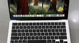 Mint
													MacBook Air 2022 - 13" - Apple M2, Starlight, 256 GB, 8 GB, photo 2 of 17