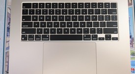 Mint
													MacBook Air 2024 (M3) - 15" - Apple M3, Starlight, 256 GB, 16 GB, 10-core GPU, photo 5 of 18