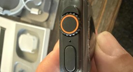 Mint
													Apple Watch Ultra 2 49mm - Unlocked, Black, A2986, photo 4 of 10