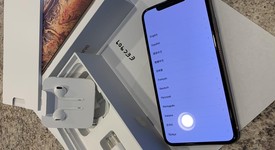 Mint
													Apple iPhone Xs Max - Sprint, Gold, 64 GB, A1921, photo 5 of 5