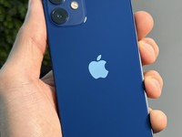 Apple iPhone 12