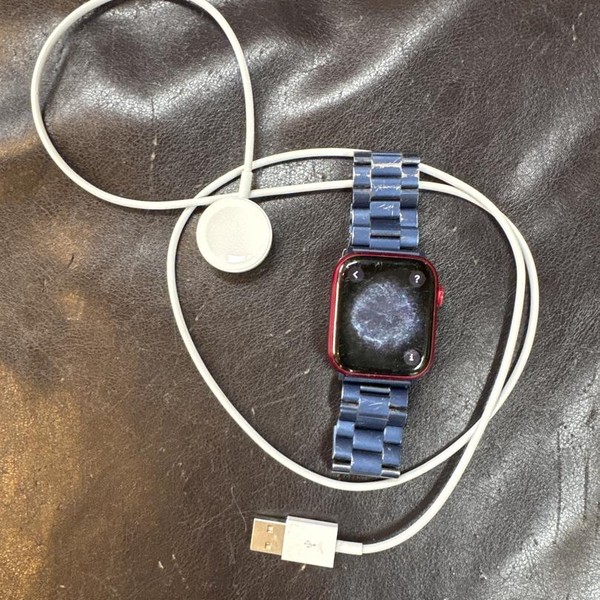 Apple Watch Series 7 45mm - Red, A2474 - GPS, Aluminum