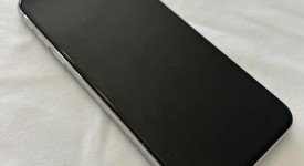 Good
													Apple iPhone Xs - Unlocked, Silver, 256 GB, A1920, photo 2 of 18