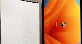 Good
													MacBook Pro 2018 (With Touch Bar) - 15" - I9, Silver, 512 GB, 16 GB, photo 1 of 9