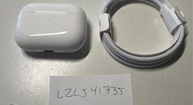 Used
													Apple AirPods Pro 2 - USB-C, photo 1 of 3