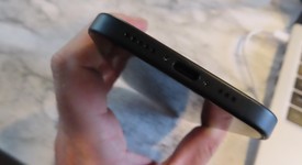 Mint
													Apple iPhone 16 - Verizon, Black, 256 GB, A3081, photo 4 of 7