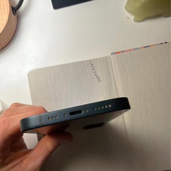 Apple iPhone 13 - AT&T, 128 GB, Midnight, A2482