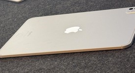 Mint
													Apple iPad Pro 11" (M4) 2024 - Unlocked, Silver, 1 TB, 16 GB, A2837, Standard Glass, photo 3 of 8