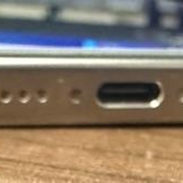 Apple iPhone 15 Pro Max - Unlocked, 256 GB, Natural, A2849