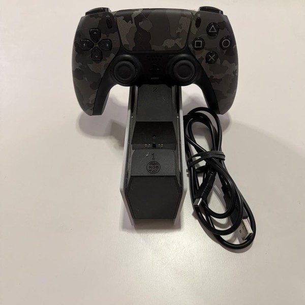 DualSense Wireless Controller - Camo