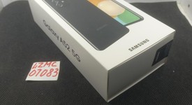 New
													Samsung Galaxy A52 5G - Unlocked, Black, 128 GB, 6 GB, photo 2 of 3