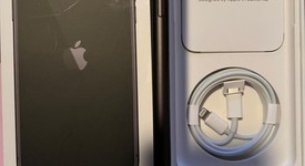 Mint
													Apple iPhone 11 - Unlocked, Black, 64 GB, A2111, photo 4 of 5