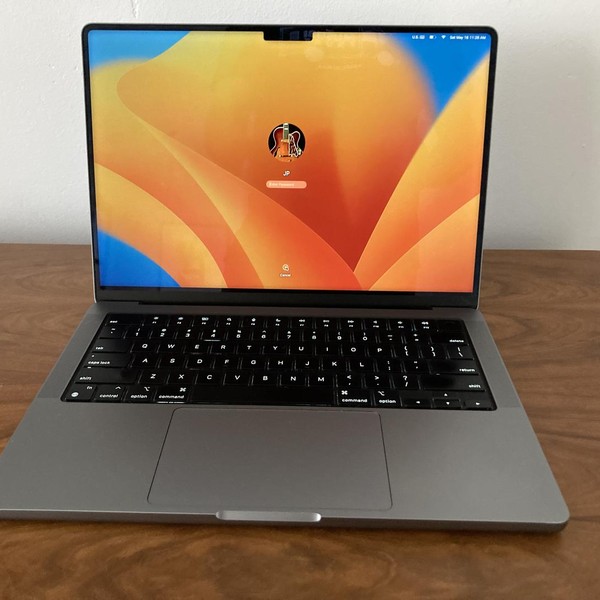 MacBook Pro Late 2023 (M3) - 14 inch - 512 GB, Gray, 8 GB, Apple M3, 10-core GPU
