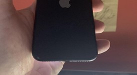 Good
													Apple iPhone SE 3rd Gen 2022 - Unlocked, Midnight, 64 GB, A2595, photo 2 of 7