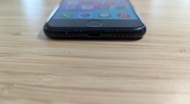 Good
													Apple iPhone SE 3rd Gen 2022 - T-Mobile, Midnight, 128 GB, A2595, photo 3 of 12