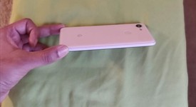 Mint
													Google Pixel 3 - Unlocked, Pink, 64 GB, Google Edition, photo 3 of 11